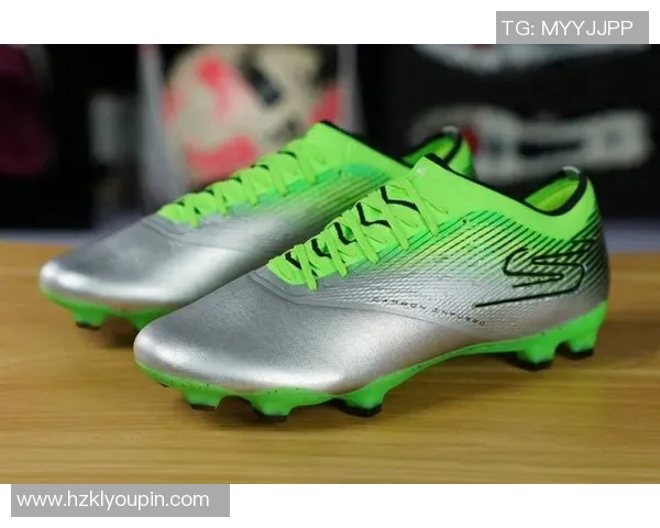 球星如何挑选足球鞋 揭秘专业球员的选鞋秘诀与技巧